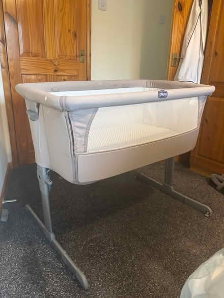 Photo of free Next to me crib and sheets (Norton Lees S8) #1