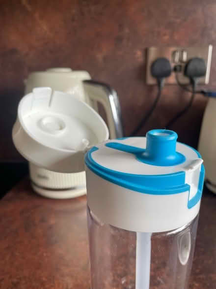 Photo of free Portable Water Filtration Bottle and filters (Hala LA1) #2