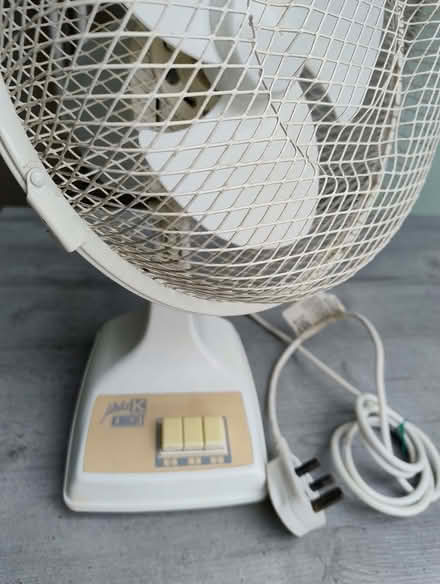 Photo of free Desk Fan (Allestree DE22) #2
