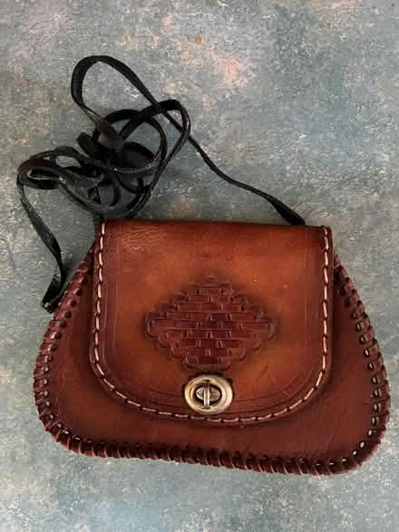 Photo of free Child-sized handbag/shoulder bag (Ducklington OX29) #1