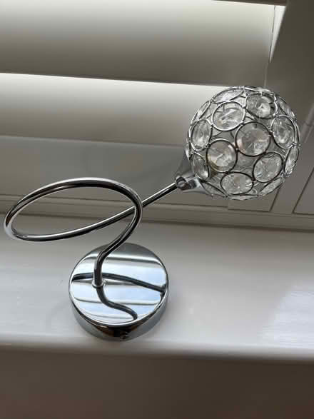 Photo of free 3 Ceiling Lights & 2 Wall Lights (Tenterden TN30) #3