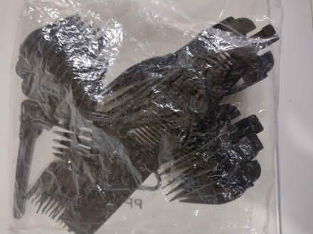 Photo of free Bag of Wahl hair clipper bits (North Kensington W10) #1