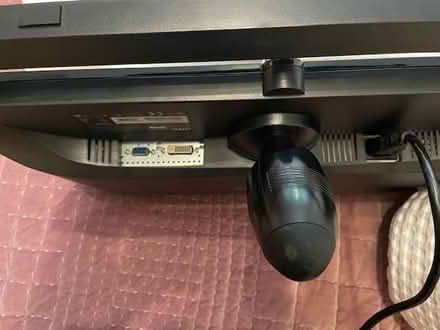 Photo of free AOC TFT22W90PS 22" Monitor VGA DVi (Brooke NR15) #2