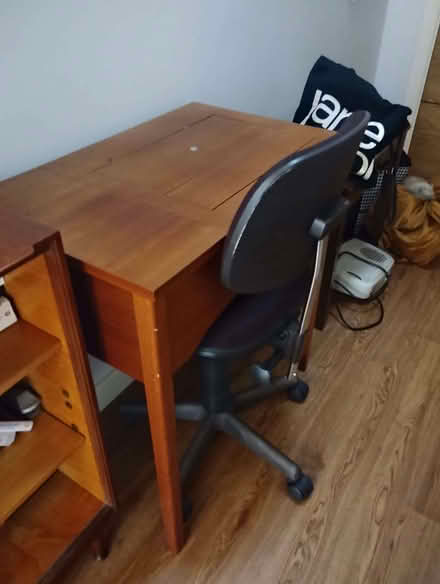 Photo of free Sewing machine table and chair (Hockley Heath CP B94) #1