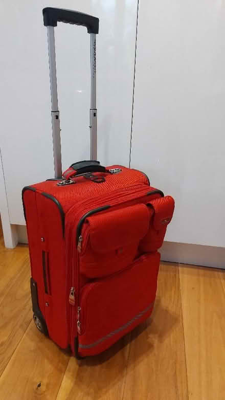 Photo of free Wheeled expandable travel case (Sheet GU32) #1