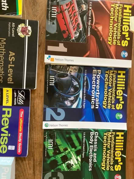 Photo of free Motor mechanics books (Oldfield Park) #1