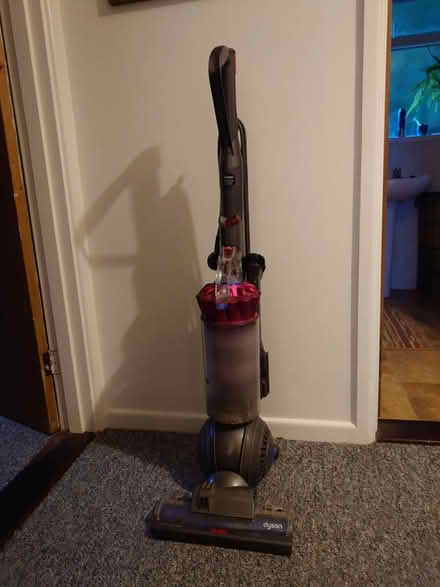 Photo of free Dyson vacuum cleaner (St Agnes, TR5) #1