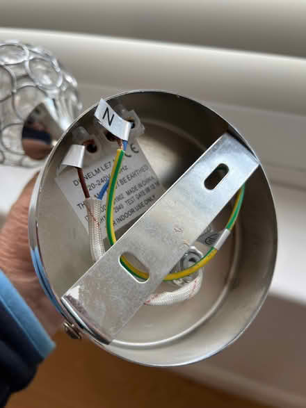 Photo of free 3 Ceiling Lights & 2 Wall Lights (Tenterden TN30) #4