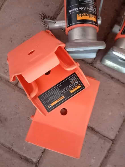 Photo of free Hydraulic Trolley Jack (Dudley DY3) #1