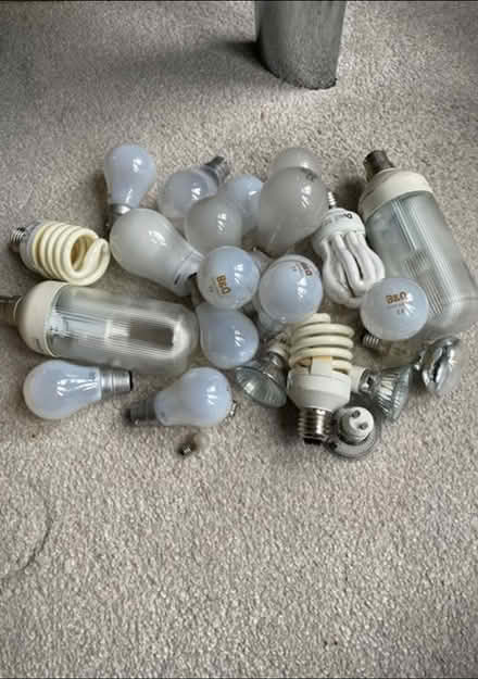 Photo of free Various light bulbs (Bournemouth BH4) #1