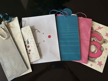 Photo of free Gift Bags (Broxbourne EN10) #1