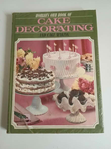 Photo of free Cake Decorating book and receipes (Penrith CA11) #1