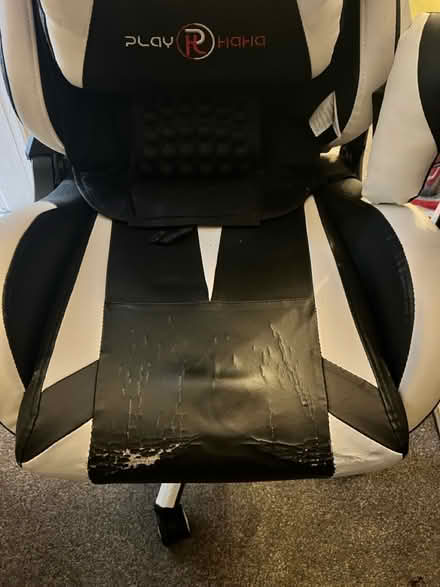 Photo of free Gamers chair (BB1 4HT) #2