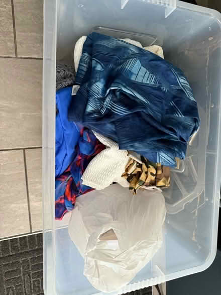 Photo of free Box of fabrics (Egremont CH44) #2