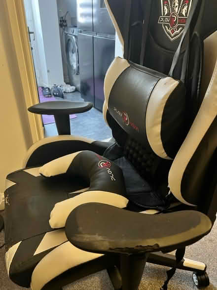 Photo of free Gamers chair (BB1 4HT) #3