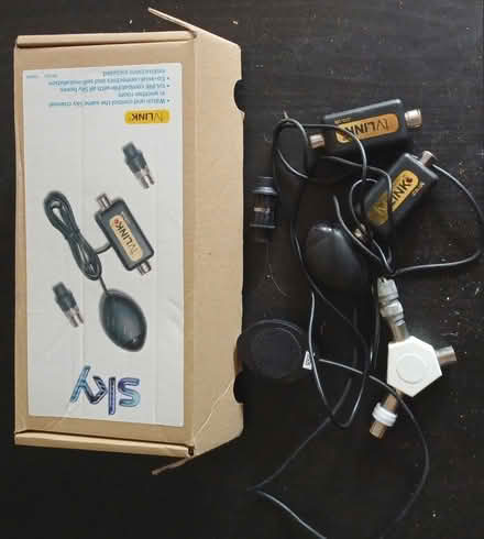 Photo of free 2 Sky TV Links and a Splitter (Brailsford DE6) #1