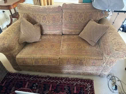 Photo of free Sofa’s (RG20 5NL) #1