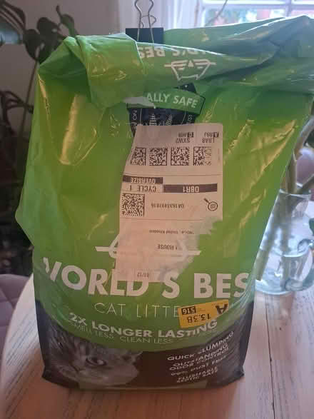 Photo of free Fancy cat litter - HEAVY (Waterloo) #1