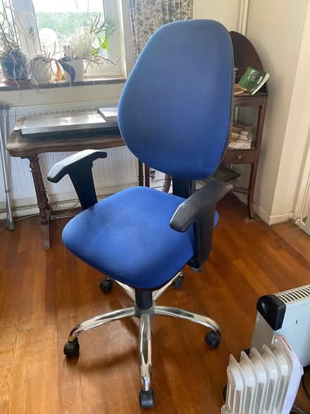 Photo of free Office chair (Upper Wolvercote OX2) #1