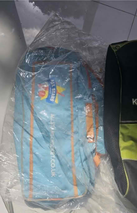 Photo of free Cricket bag (BR6) #2
