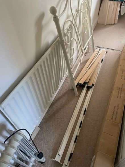 Photo of free Cute single bed (BR3 New Beckenham) #2