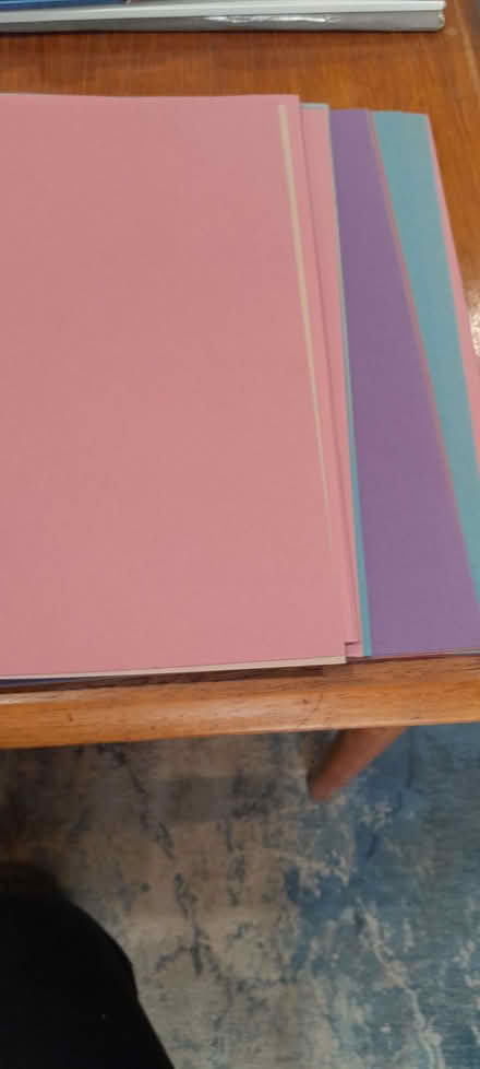 Photo of free A4 folders (Whitegrove RG42) #1