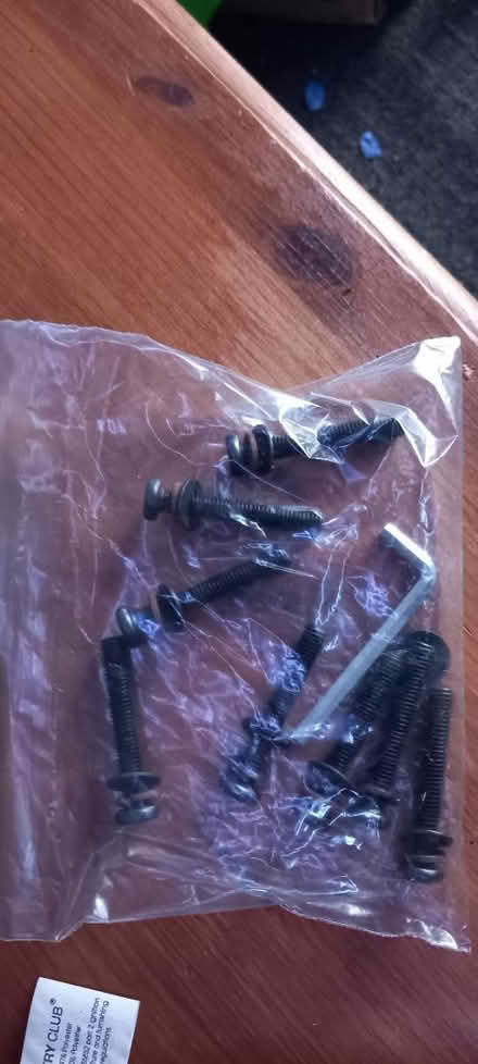 Photo of free Dinning room table (Horndon On The Hill SS17) #4