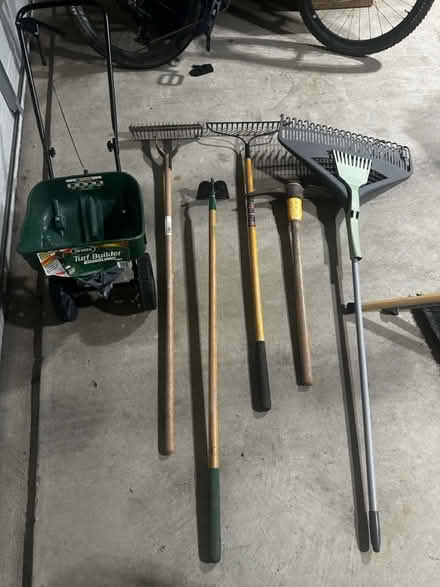Photo of free Miscellaneous garden tools (Leesburg , Potomac Station) #1