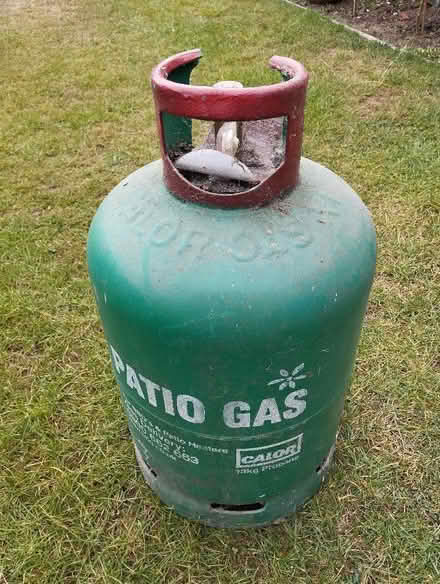 Photo of free Empty 13kg Calor propane BBQ gas bottle (Welling DA16) #1