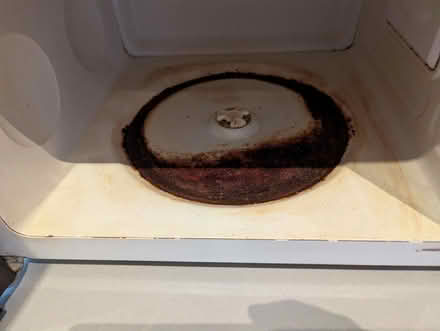 Photo of free Microwave oven (Stourbridge DY8) #4