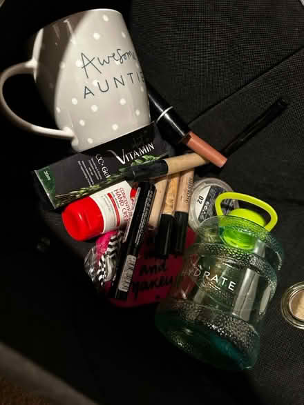 Photo of free game, test book, makeup & bottles lot in one go (Westcroft MK4) #2