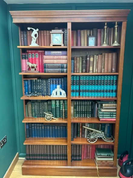 Photo of free Bookshelf (UB7 9EF) #3