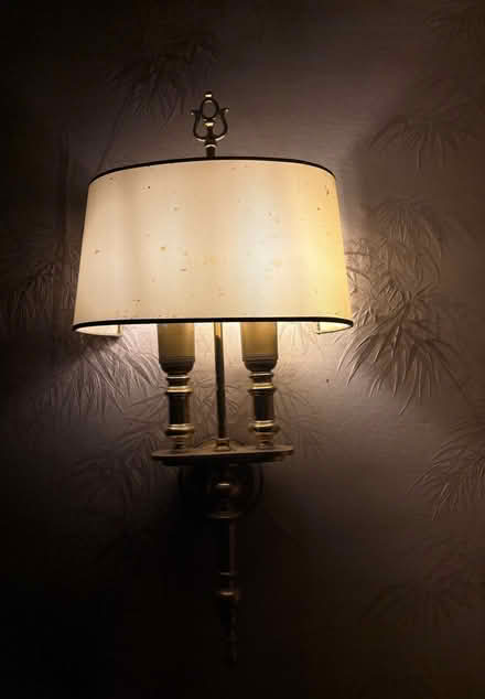 Photo of free Twin wall lights (Chelsfield BR6) #2