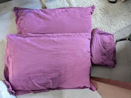 Photo of free X2 Pillows + Single Duvet Cover (Mill Hill NW7) #1