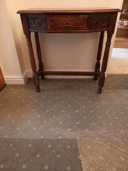 Photo of free Oak Sidetable (Alfrick WR6) #2