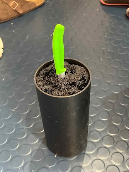 Photo of free Knife holder (CB4) #1