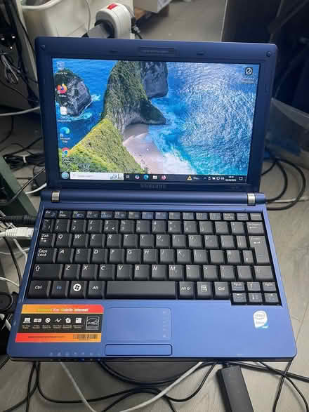 Photo of free Win10 notebook for charity (ealing W5) #1