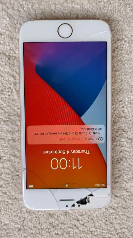 Photo of free iPhone 6s 32GB (Kenley CR8) #3