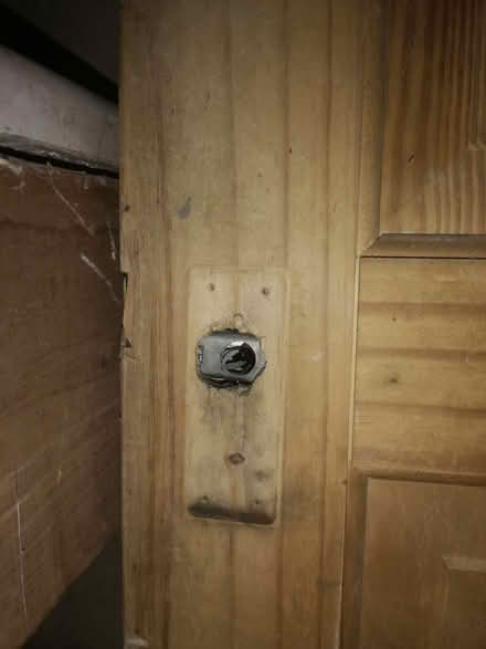 Photo of free Solid pine door (Bussage GL6) #3