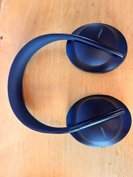 Photo of free BOSE Head Phone 700 (See remarks) (PO12 Alverstoke) #2