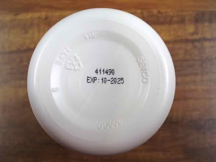 Photo of free Open bottle of Thorne Niacinamide (Oswego off Route 31) #4