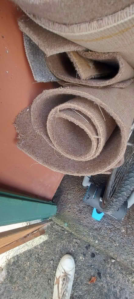 Photo of free Various carpet pieces (Knighton) #2