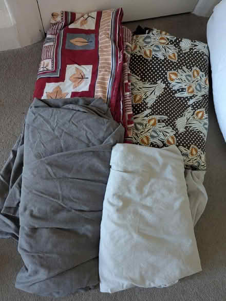 Photo of free Single Sheets (Mill Hill NW7) #1