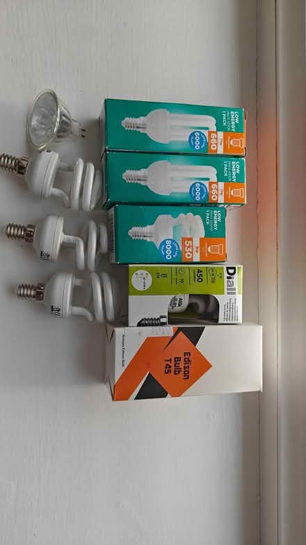 Photo of free Energy saving light bulbs (Balgreen EH11) #1