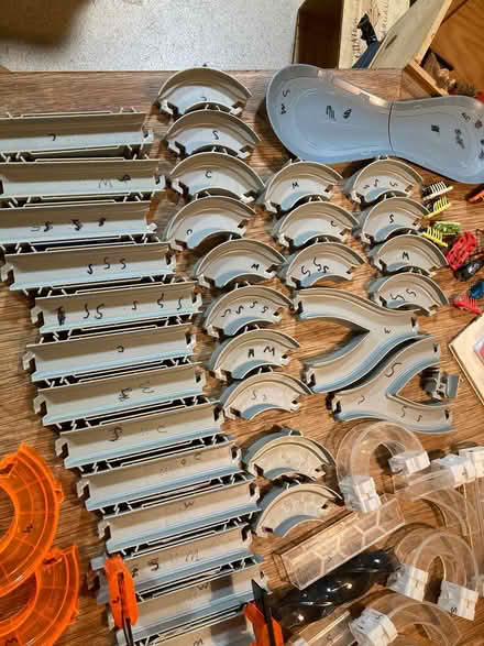 Photo of free Big box of hex bugs and tracks (Blackford EH9) #3