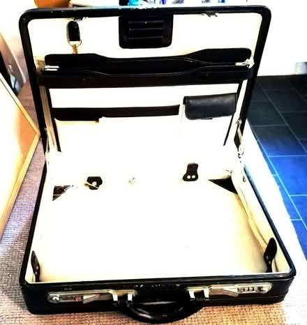 Photo of free Briefcase (Union Park TR11) #2