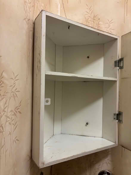 Photo of free Bathroom hanging corner unit (Chelsfield BR6) #3