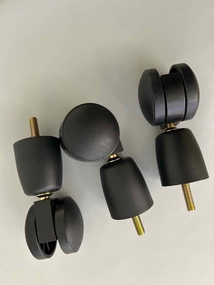 Photo of free Single Bed (Chelsea Heights) #2