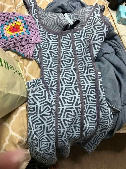 Photo of free Clothes, Dining room chairs (Marlon Upper Marlboro) #3