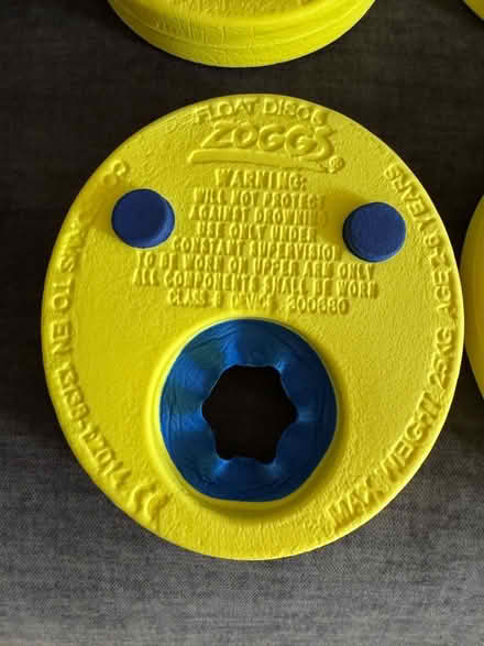 Photo of free Zoggs swimming aids (Rayne CM77) #2